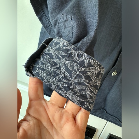 Ted Baker Men’s Linen & Cotton Blend Blue Long Sleeve Button Down Shirt (Sz 4/L) - Picture 3 of 8